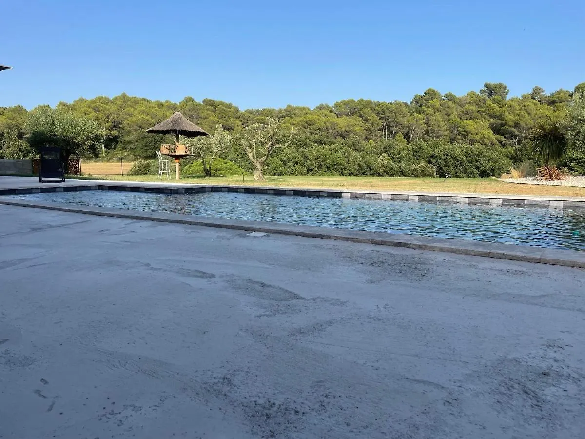 Nyaraló ( Mine De Rien ) Villa Grambois